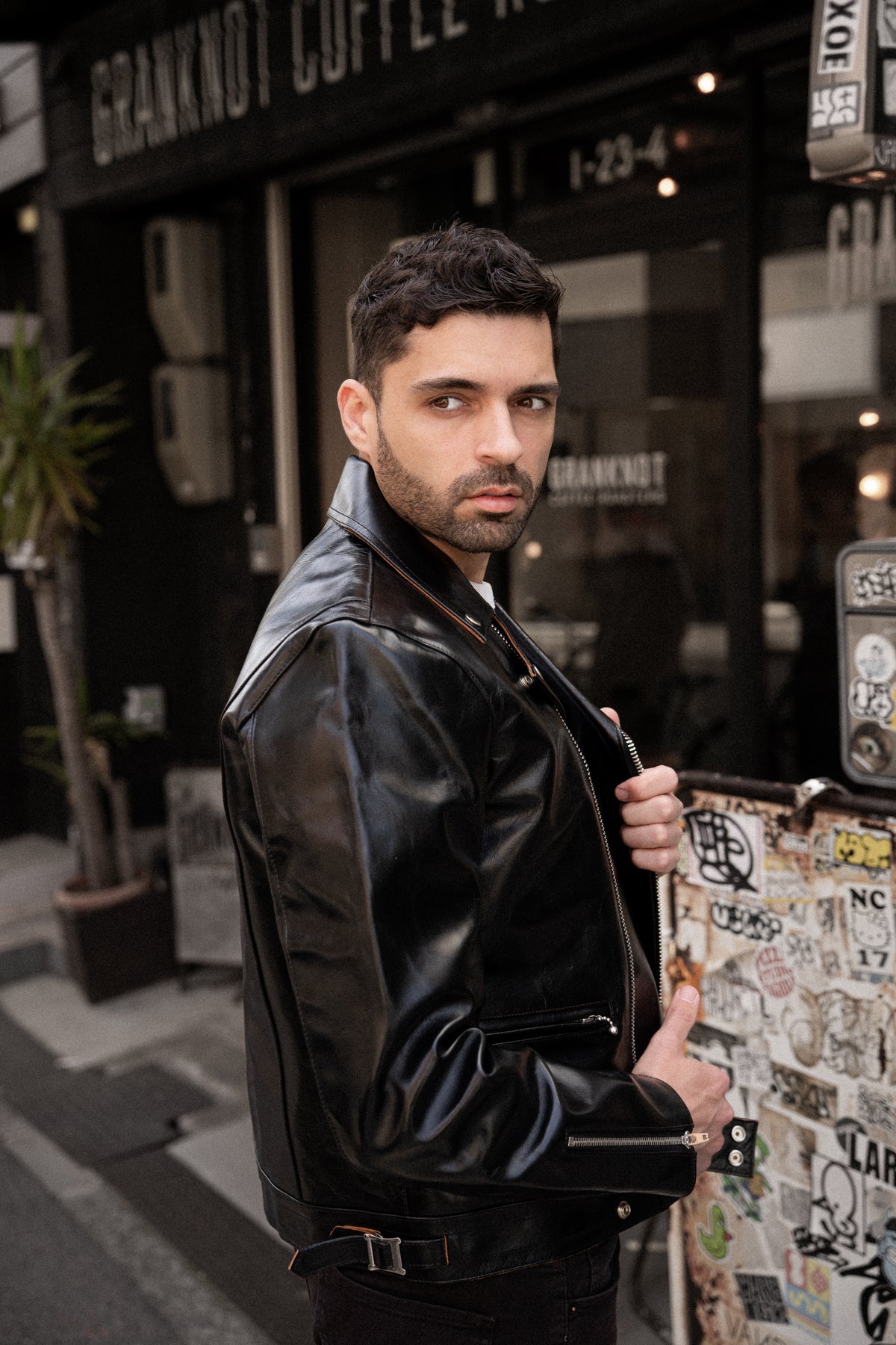 Slim-Fit  British Horsehide Motorcycle Jacket — Black